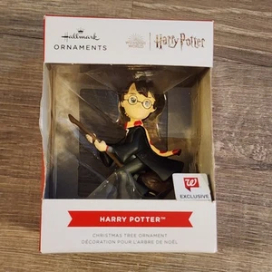 Hallmark Wizarding World Harry Potter Harry on Broom Christmas Ornament - Picture 1 of 6