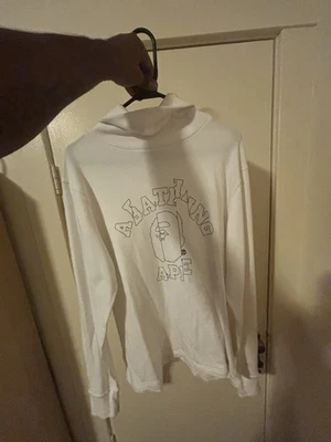 Sudadera BAPE Corte Universitario Cuello Tortuga Ancho Foto 1 de 3