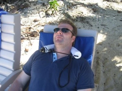 1500 x Neck Cooler/ Water Bottles   LIGHT WEIGHT. Keep Cool! ICY.  CRAZY REDUCED - image 1 of 4