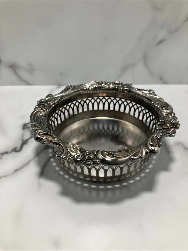 Botella de vino vintage Lunt plateada posavasos elocuencia floral 5,5" sin corcho Foto 1 de 4