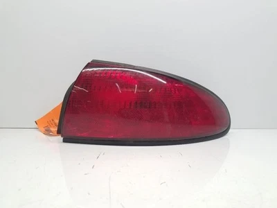 Cuarto de luz trasera de pasajero montado en panel a través de 12/16/97 para Ford Contour 98  Foto 1 de 4