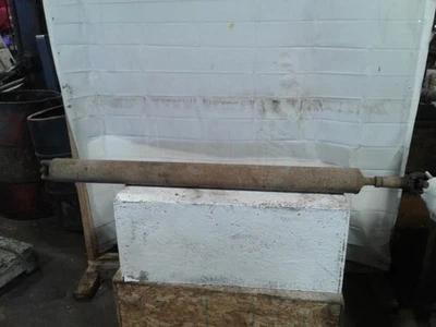 Rear Drive Shaft 2WD D Models 1 Piece Shaft Fits 81-89 DODGE 250 PICKUP 1559873 - Image 1 of 4