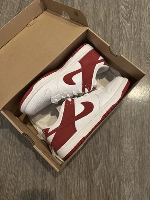 2005 Nike Dunk низкий CL белый / Varsity красный 304714-162 размер 9,5 новый w дефекты - Изображение 1 из 4