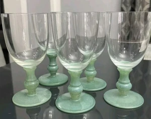 Villeroy Boch ISABELLE Green Claret Wine Glass Globet 6.75" x 3.5" Retired Vtg - Picture 1 of 4