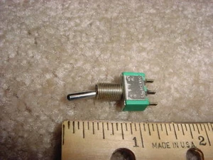 Switch SPDT Spring Return Miniature 5 AMP 125 VAC 2-POS - Picture 1 of 1