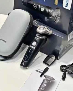 Phillips S9000 Prestige Shaver (BRAND NEW SEALED)black - Picture 1 of 8