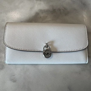 Cartera Continental Michael Kors Hamilton Óptica Cuero Blanco Solapa - Imagen 1 de 7