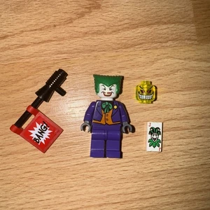 GENUINE LEGO Joker Minifigure 2006 Very Rare - with THREE accessories - Picture 1 of 9