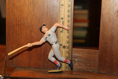 Vintage 1989 Wade Boggs Boston Red Sox Action Figure Starting Lineup Cover