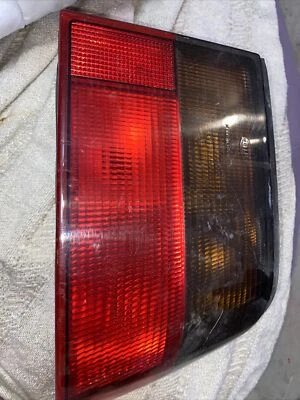 1993 - 1998 SAAB 9000 TAILLIGHT ASL LH Nice RH Cracked AA78 - Image 1 of 4