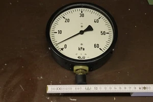 Manometer senkrecht 160mm 0-60 kPa (0-0,6 bar) Klasse 1,0 M20x1,5 TGL16374 #MA2  - Picture 1 of 4