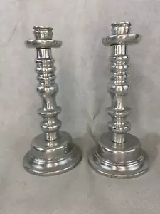 Paar schwere Metall silberfarbene moderne Kerzenständer Kerzenständer Set - Bild 1 von 11