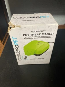 CONAIRPROPET Goodbone Dog Treat Maker 6 Treats Included Cuisinart Recipe Book - Picture 1 of 4