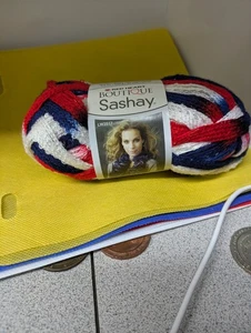 Garn Rot Herz Boutique Sashay Farbe PATRIOTISCH - Bild 1 von 1