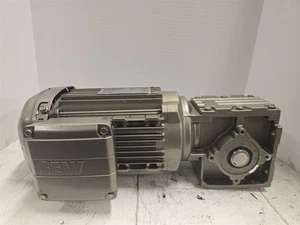 Sew Eurodrive WA30/T DRN80M4/DH .75kW Gear Motor 3PH 80M 230/460V 19.50: Ratio - Picture 1 of 8