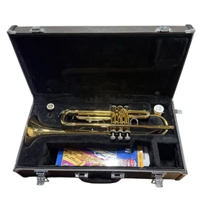 Yamaha YTR-2330 Trumpet w/ Case, Mouthpiece, Accent on Achievement Book & CD - Picture 1 of 10