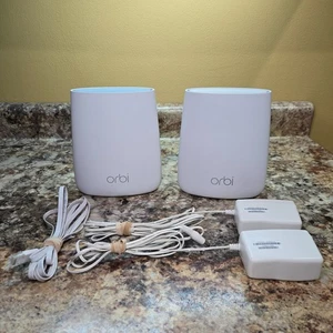 Netgear Orbi RBR20 Mesh WiFi Router & Satellite | AC2200 Tri-Band Whole Home Sys - Picture 1 of 6