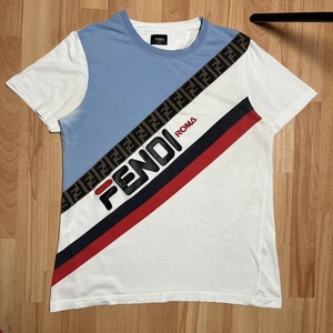 Fendi x Fila Diagonal Logo Roma T-Shirt Size M - Foto 1 di 6
