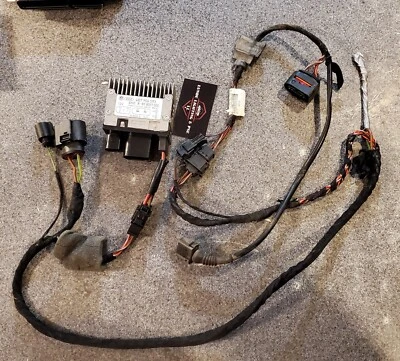 Audi RS6 C5 2002 Fuel Pump Control Module 4B7 906 093 with harness Foto 1 de 2