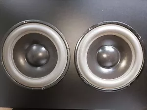 2 Dynaudio 22W75 mit neuen Sicken - Bild 1 von 4