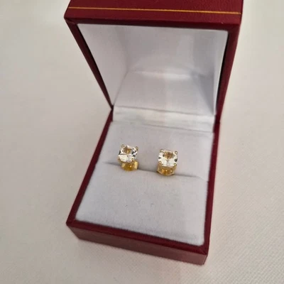 Серьги-гвоздики с цирконием огранки Ашер из 18-каратного золота поверх стерлингового серебра - Изображение 1 из 4