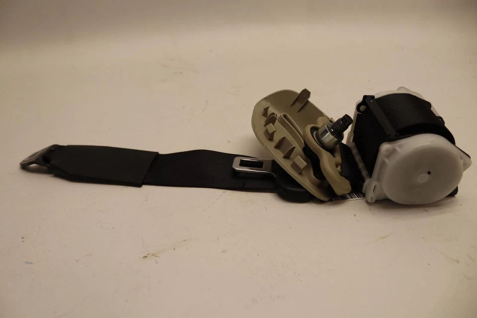 Infiniti FX35 FX50 2009-2012 segunda fila cinturón de seguridad trasero lado derecho OEM Foto 1 de 4