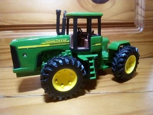 John Deere Green Collectible Toy Tractor Model I0519YL01-VGC/Clean! Fast Ship! - Picture 1 of 7