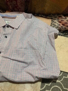 Van Heusen Originals Men’s Button Up Long Sleeve Classic Fit SZ M White Purple - Picture 1 of 10