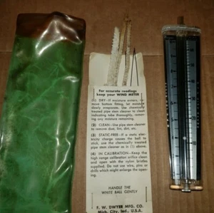 VINTAGE DWYER HAND HELD WIND SPEED METER, 2-66 MPH, OUTDOOR, WEATHER, PORTABLE - - Picture 1 of 4
