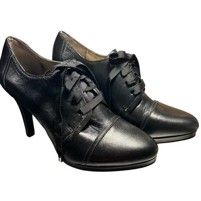 Zapatos Tahari Grace Cuero Curado Negro Punta Victorianos Con Cordones Talla 7.5 Foto 1 de 4