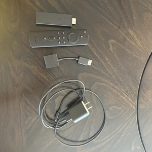 Amazon Fire Stick w/ Remote Complete - Picture 1 of 7