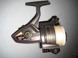 Vintage Shakespeare Sigma 2201-040 Whisker Titan Spinnrolle - Bild 1 von 16