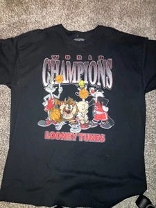 World Champions Looney Tunes Shirt - Bild 1 von 1
