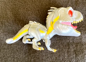 Funko Pop Vinyl Figure Jurassic World Fallen Kingdom Indoraptor #588 OOB - Picture 1 of 4