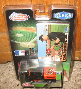 NUEVO EN CAJA BLANCO ROSA FLEER BALT. Camión Orioles, tarjeta Ripken - Imagen 1 de 2