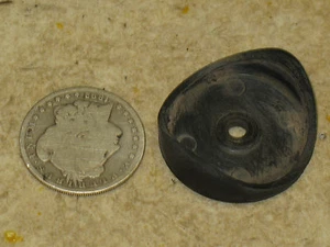 72-73 HONDA CB350F CB350 FRONT YELLOW REFLECTOR RUBBER DAMPER BUSHING - Picture 1 of 4