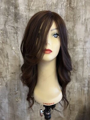 100% EUROPEAN PROCESSED HUMAN HAIR 22'' BROWN - Image 1 of 4