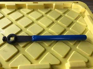 Park Tool FRW-1 Bicycle Freewheel Removal Wrench - Picture 1 of 2