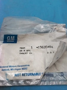 Genuine GM 15635451 Wheel Cover Appearance Insert   - Picture 1 of 2