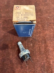 NOS DELCO # D1811 GM# 10002798 OIL PRESSURE SWITCH GM VEHICLES 1976-1992 - Picture 1 of 4