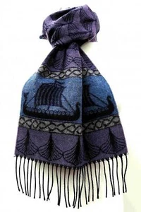 Calzeat of Scotland blau & lila Wikinger Schiffe Drache Jacquard Wollschal - Bild 1 von 3