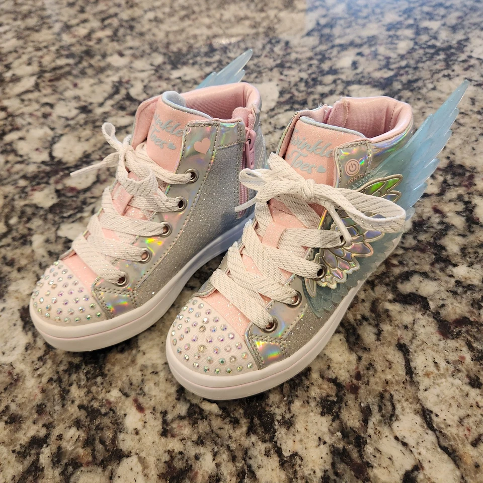 Кроссовки Skechers Twinkle Toes Twilights 2.0 Unicorn Wings Light-Up High Top 11 - Изображение 1 из 4