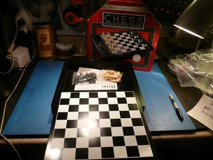 Juegos familiares clásicos de gabinete de madera premium de ajedrez Fundex Classics - Imagen 1 de 6