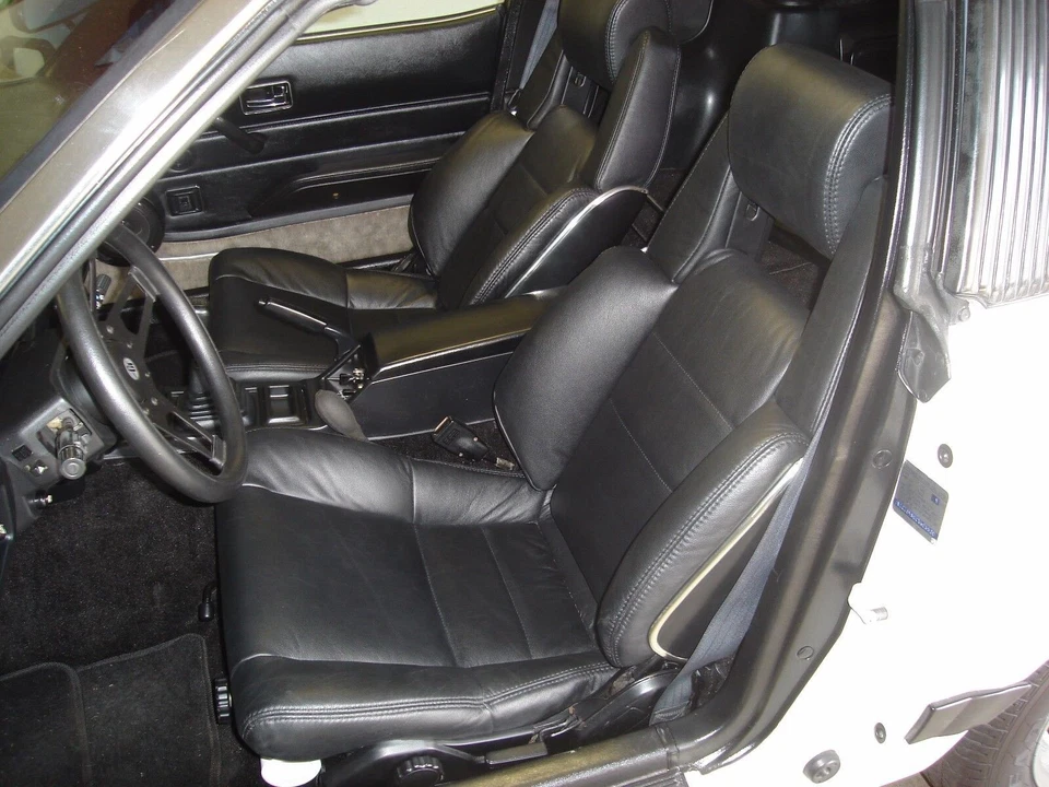 Fundas de asiento de cuero sintético en negro Toyota Supra MK2/MKII Celica 1981-1986.5 Foto 1 de 1