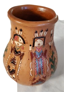NATIVE AMERICAN NAVAJO POTTERY VASE BY IRENE & KEN WHITE 6" TALL signed - Picture 1 of 10