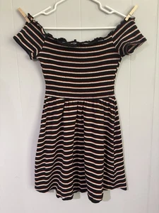 Hollister Minikleid Medium Fit & Flare gestreift mehrfarbig schulterfrei Skater - Bild 1 von 5