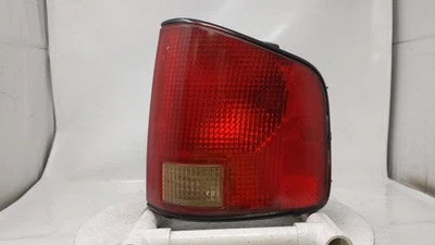 1995-2003 Chevrolet S10 Passenger Right Side Tail Light Taillight Oem QB9N1 - Image 1 of 4