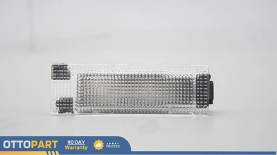 2004-2008 Maserati Quattroporte Left or Right Interior Courtesy Light Lamp OEM - Image 1 of 4