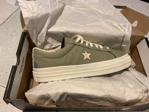 Converse One Star. Nuovo. Regno Unito 7. Allenatore unisex