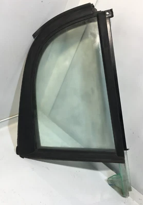 Dreieckscheibe hinten  Rechts Plastik Smart FORFOUR 454 A4547350109 731218064hr - Bild 1 von 4